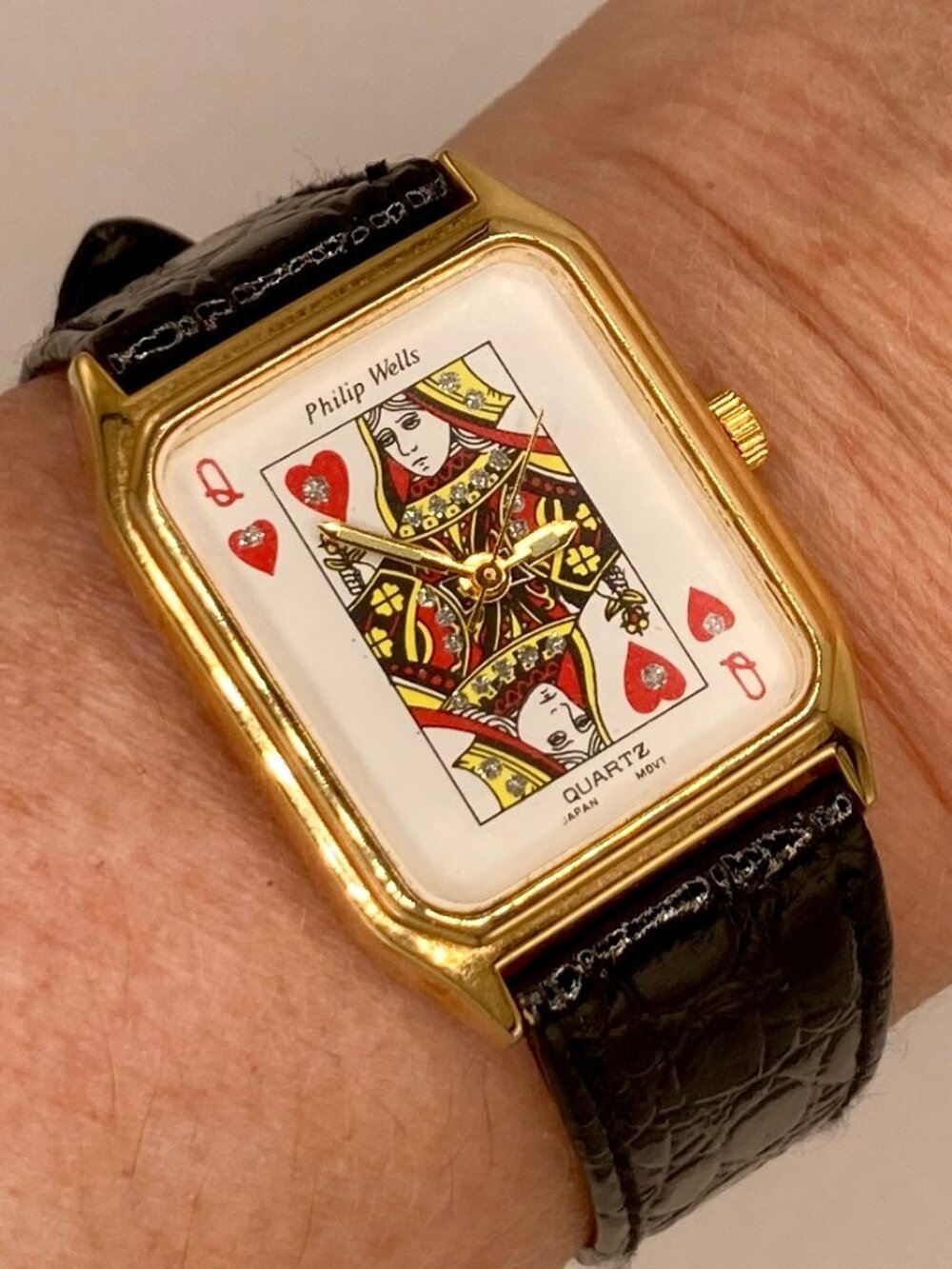 Brand new Queen of Hearts watch (working)